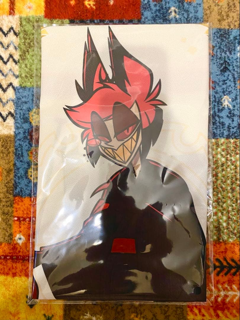 アラスター 布ポスター ハズビンホテル - メルカリ