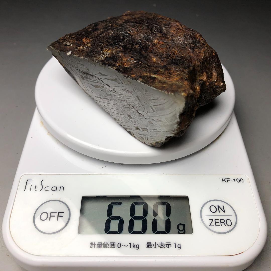 アルタイ隕石 隕石 鉄隕石 エンドカット ナチュラル 重さ約680g