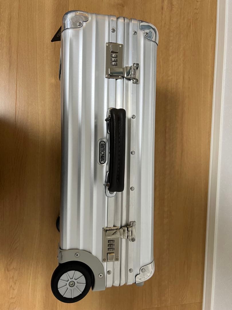 廃盤 希少 二輪 リモワクラシックフライト 機内持ち込みサイズ - メルカリ