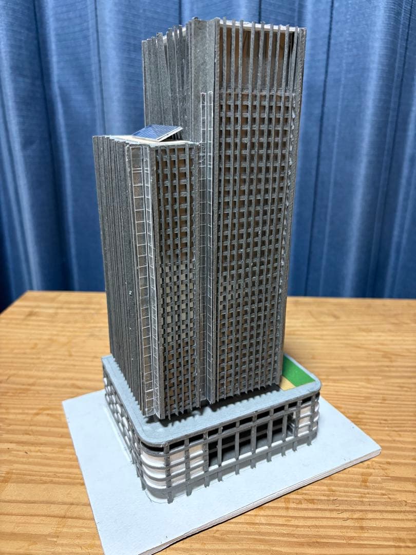 新丸の内ビルディング ペーパークラフト