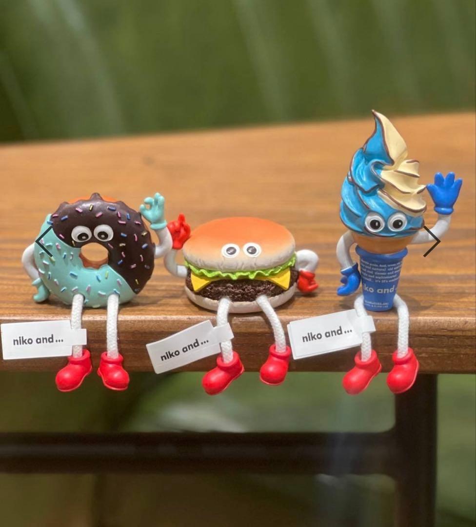 ニコアンド 【FLAVORS】コラボ お座りオブジェ　全種 niko and - ◇新品◇ 【FLAVORS】 コラボ お座りオブジェ ドーナツ