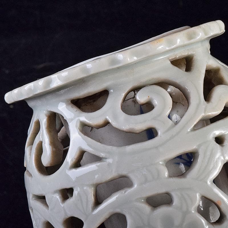 瀬戸焼 古瀬戸 大日本宇兵製 染付 透かし花入 M R7763