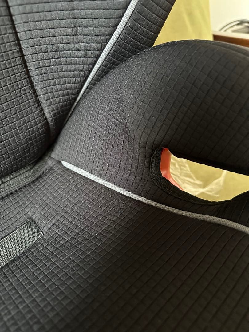 正規品】メルセデスベンツ ジュニアシー ト KIDFIX XP① 正規品