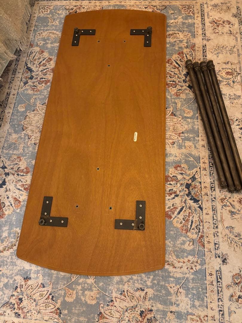 ウォールナット突板テーブル　カフェテーブル　ソファで食事ができる高さ60cm