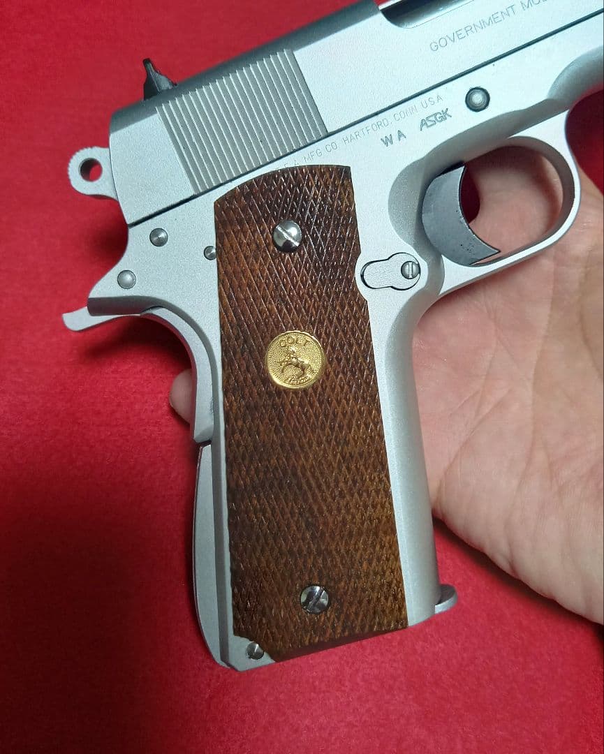 WA コルトデルタエリート　SCW ウエスタンアームズ　木製グリップ付き