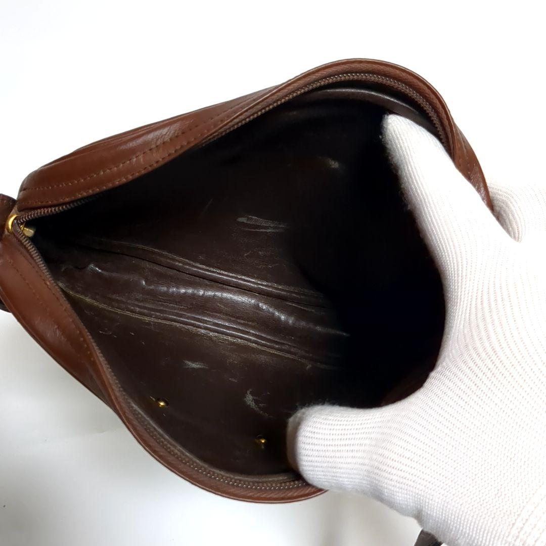 ✨クリスチャンディオール✨ショルダーバッグ ロゴ金具 レザー ブラウン