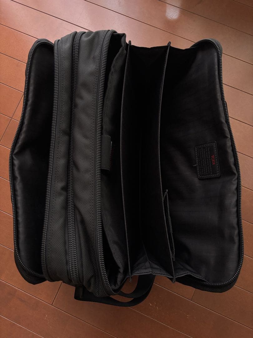 TUMI 26141DH ALPHAエクスパンダブル・オーガナイザー・ブリーフ