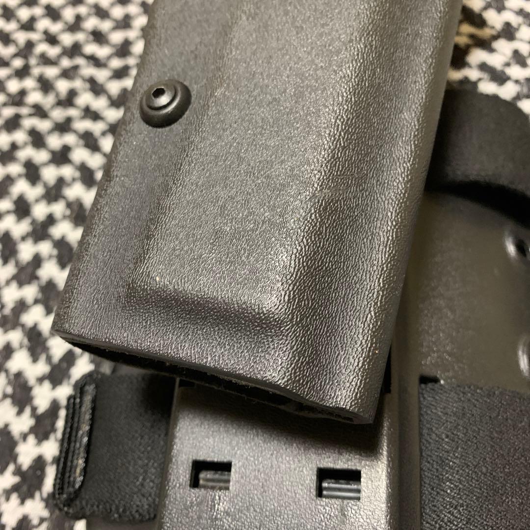 東京マルイ　ハイキャパ5.1 予備マガジン1本&レッグホルスター付