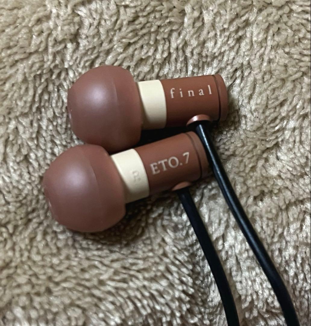 final ETO.7 有線イヤホン - メルカリ