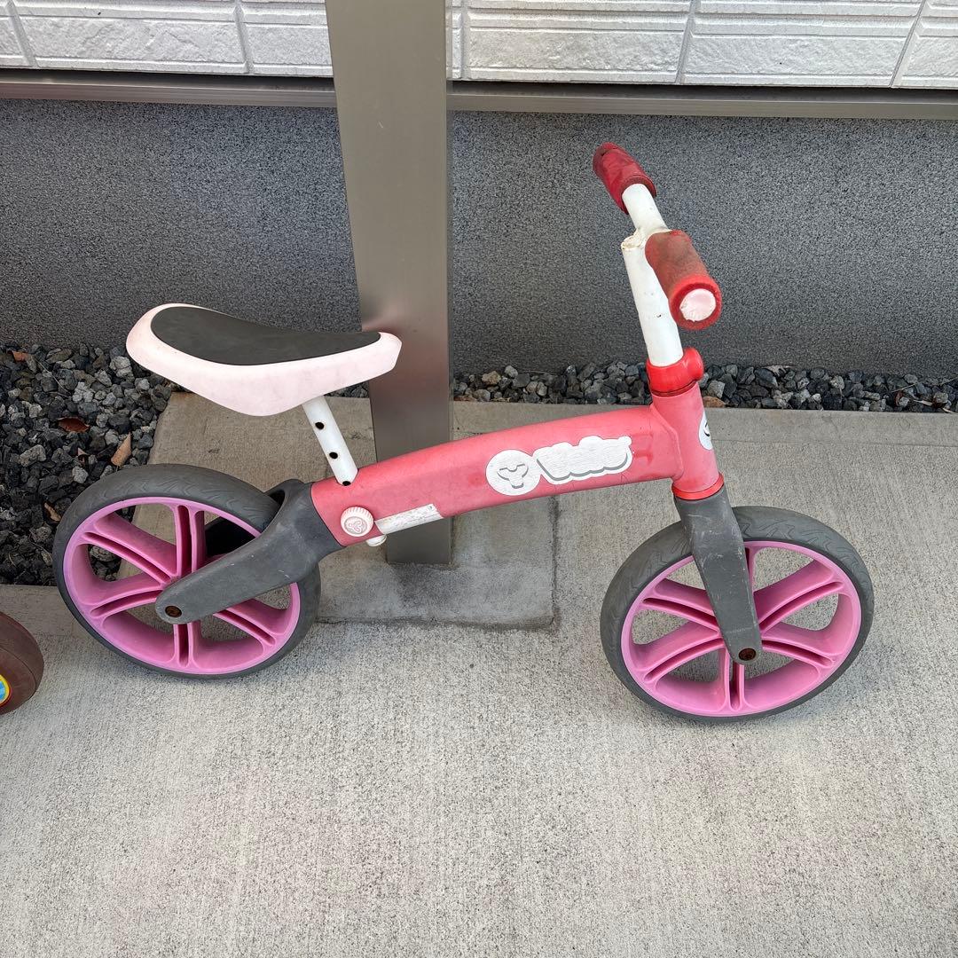 【美品】アンパンマン 三輪車 アンパンマンデラックス2おまけ自転車