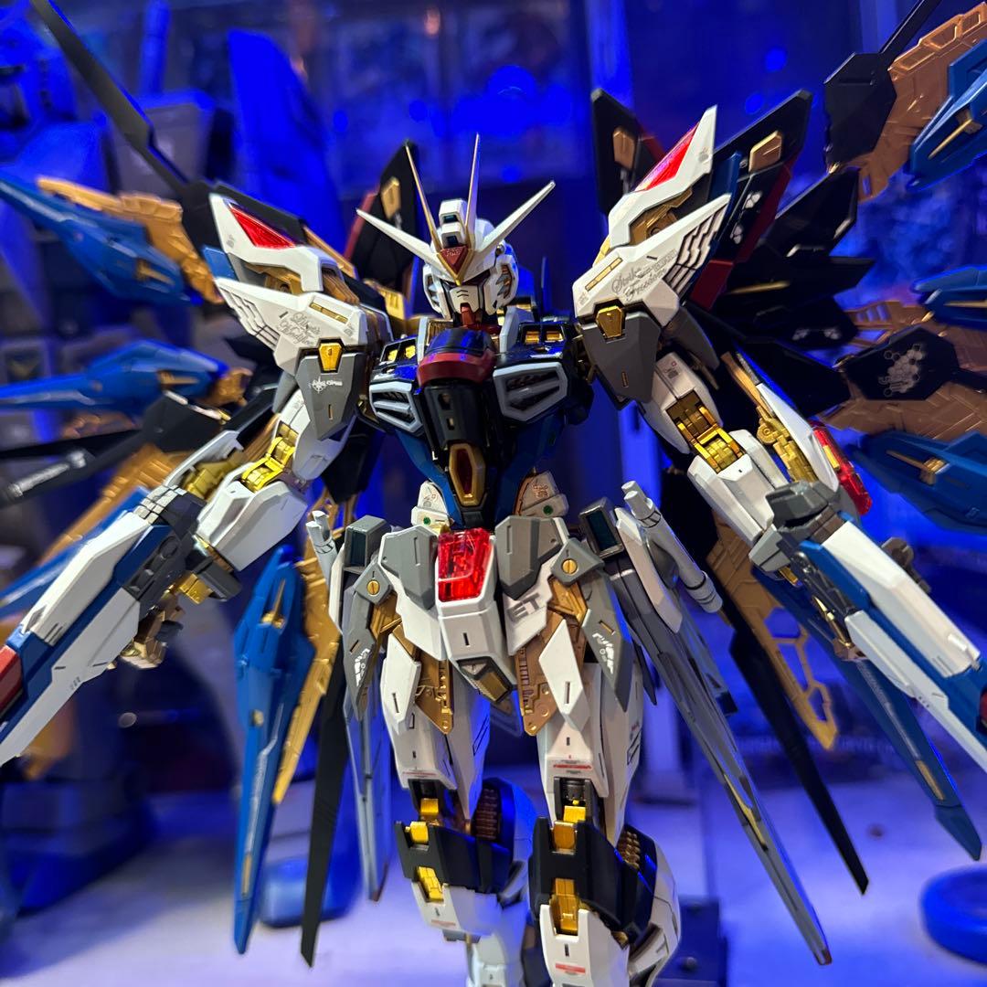MGEX ストライクフリーダム　塗装完成品　ガンダムseed destiny