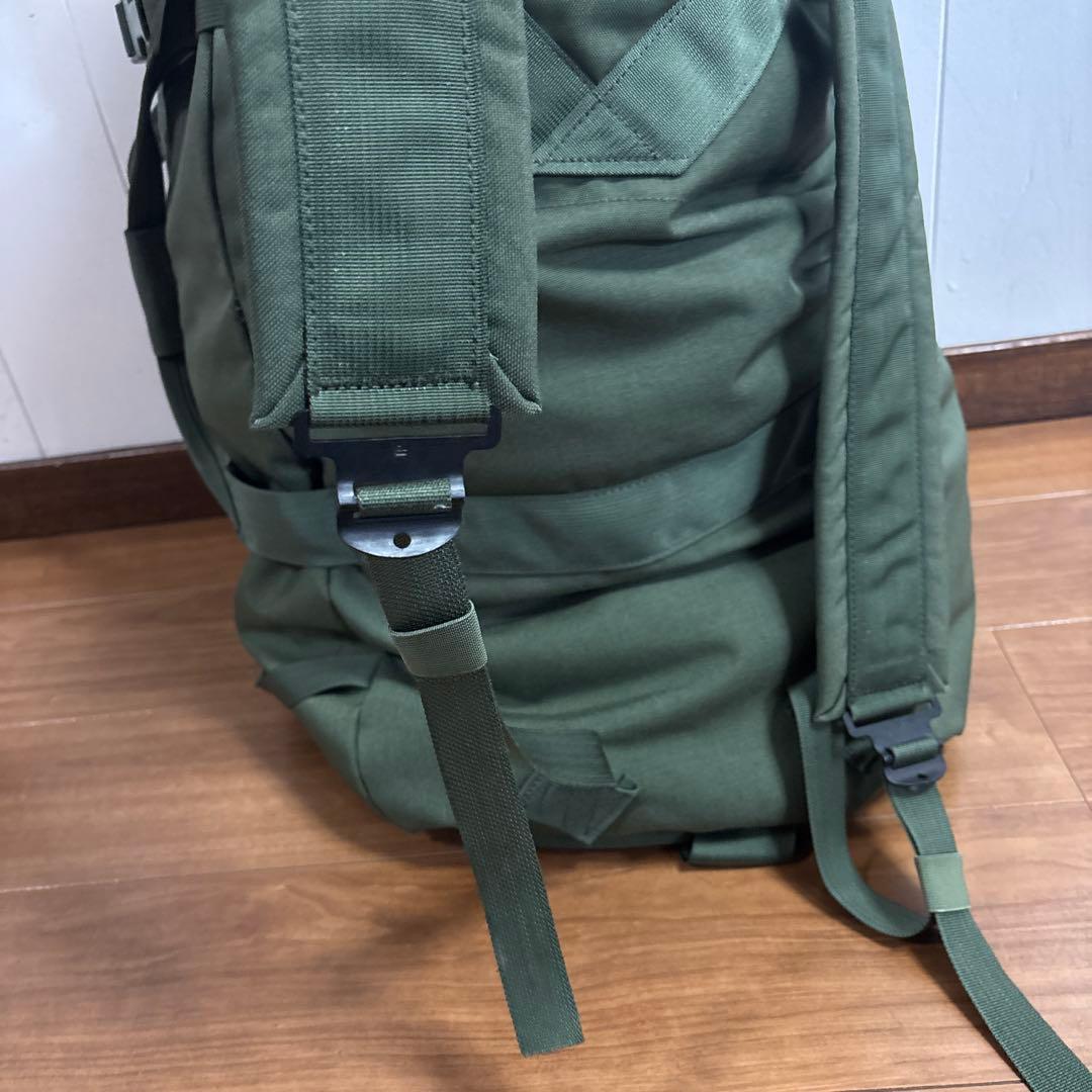 美品　米軍　実物　新型　DUFFEL BAG ダッフルバッグ　送料無料