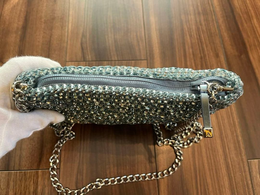 【美品】アンテプリマ クラッチバッグ （チェーンストラップ）