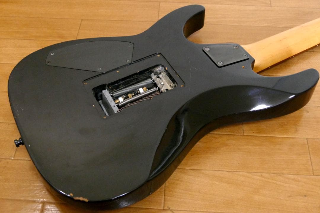 グラスルーツ製 7弦エレキギター リバースヘッド ダンカン搭載