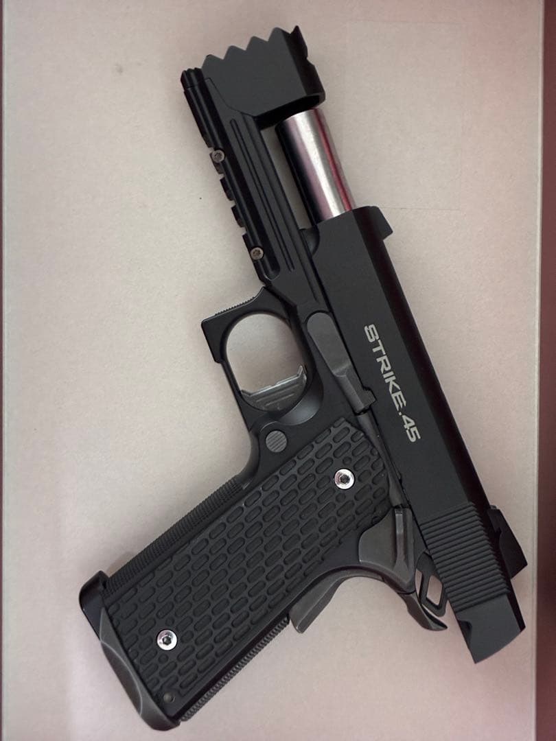 【値下げ交渉可能】東京マルイ ストライクウォーリア マガジン2本付き