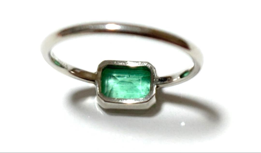 コロンビア産　エメラルド　silver925 リング　12.5号