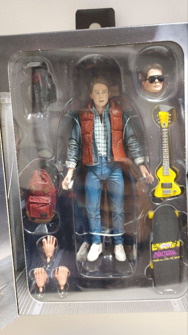 NECAバックトゥザフューチャー　ドク＆マーティセット売りフィギュア