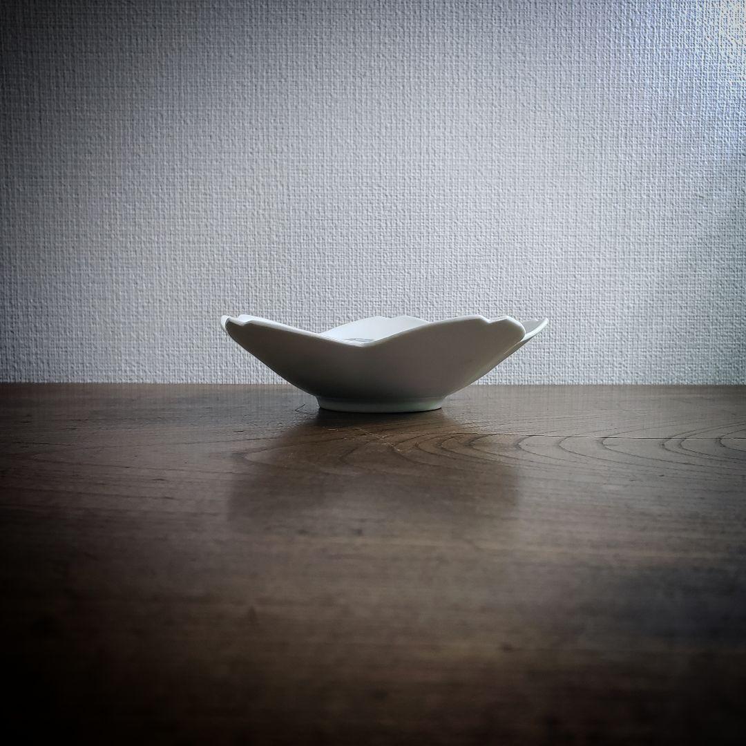 花形皿 変形皿 鳳凰 桐文様 古伊万里 柿右衛門様式 梅花 桜 窯印 明治