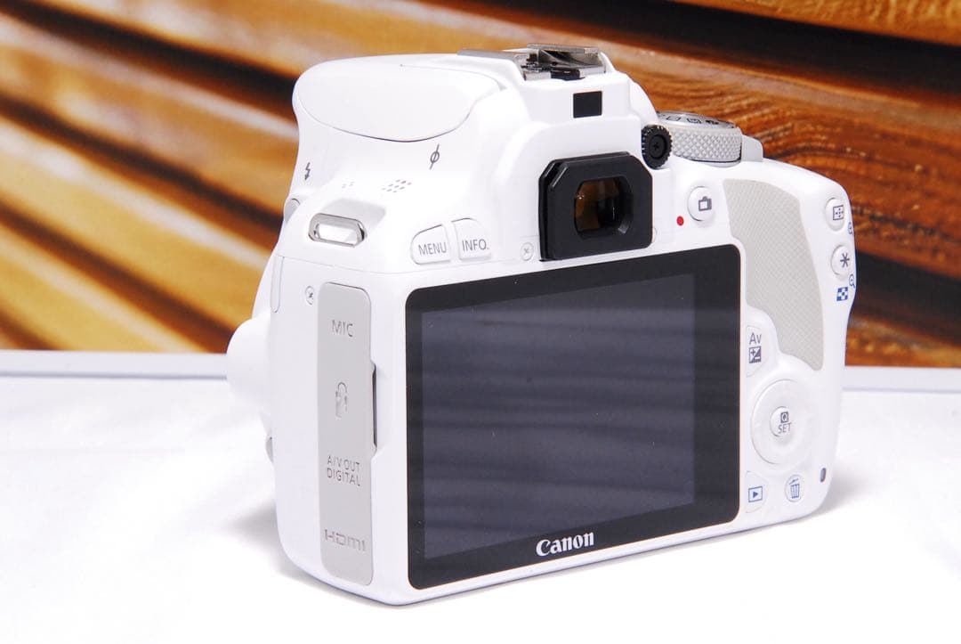 ショット数700回】Canon EOS kiss X7 ホワイト スマホ転送