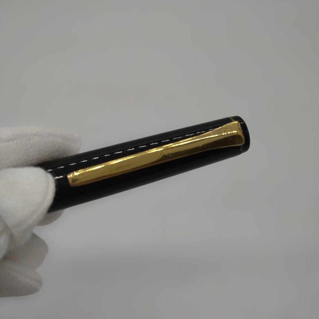 パイロット エラボー（ELABO） 万年筆 金色装飾 14K パイロット