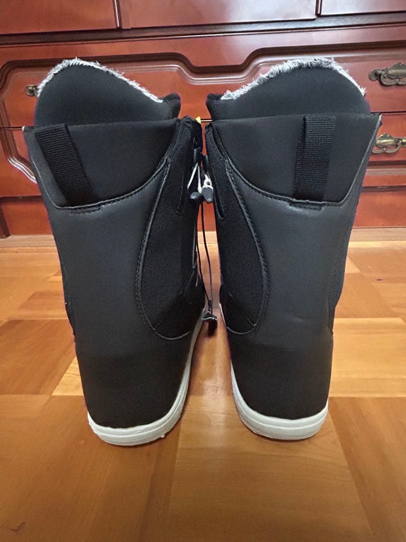 FLUX スノーボードブーツ