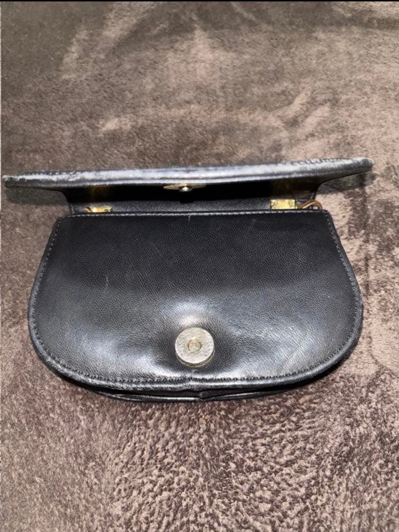 CHANEL ショルダーバッグ