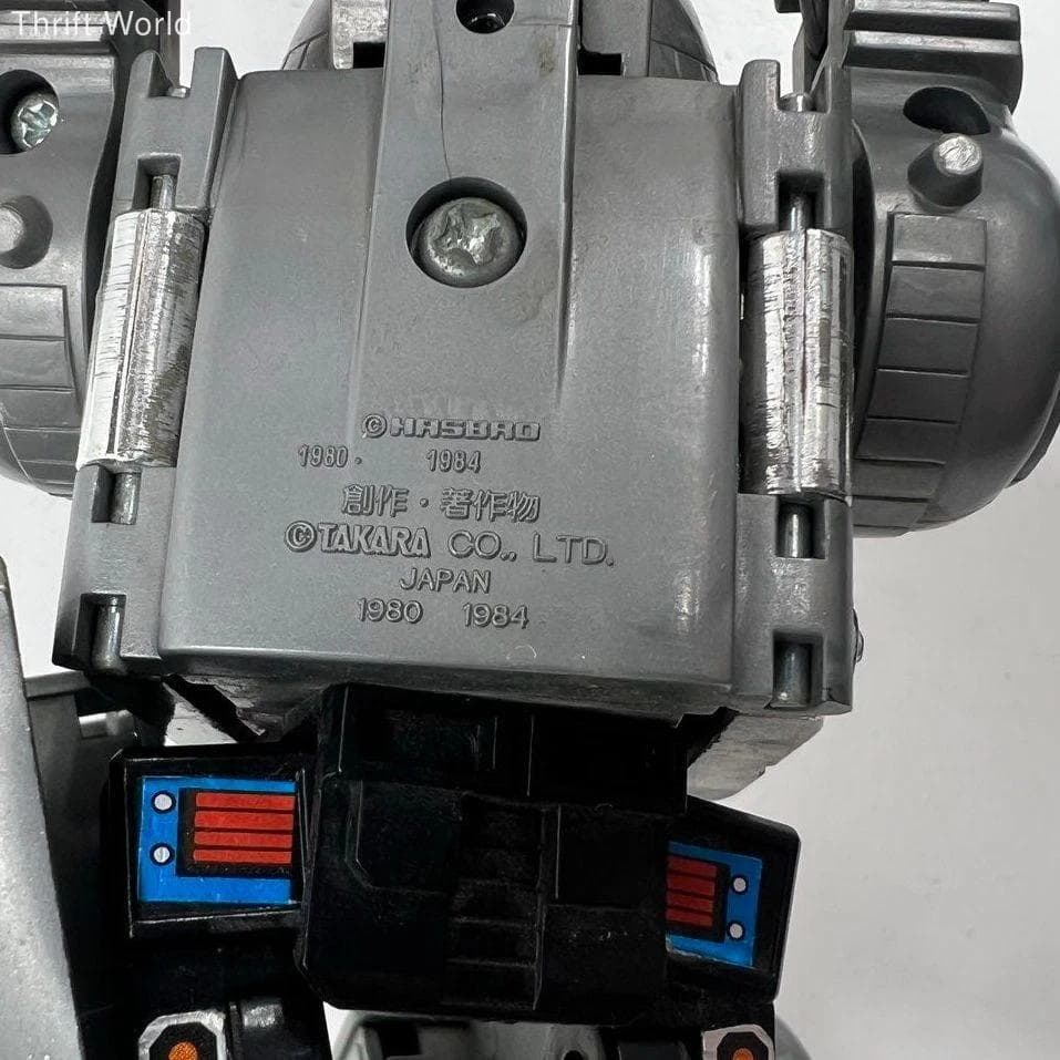 ハズブロ／タカラ　トランスフォーマーアクションフィギュア　８０年代４体