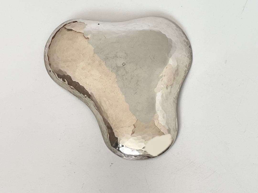 金工家　井尾健二　銀製打造変わり皿　変形皿　小皿　トレー　アクセサリートレイ