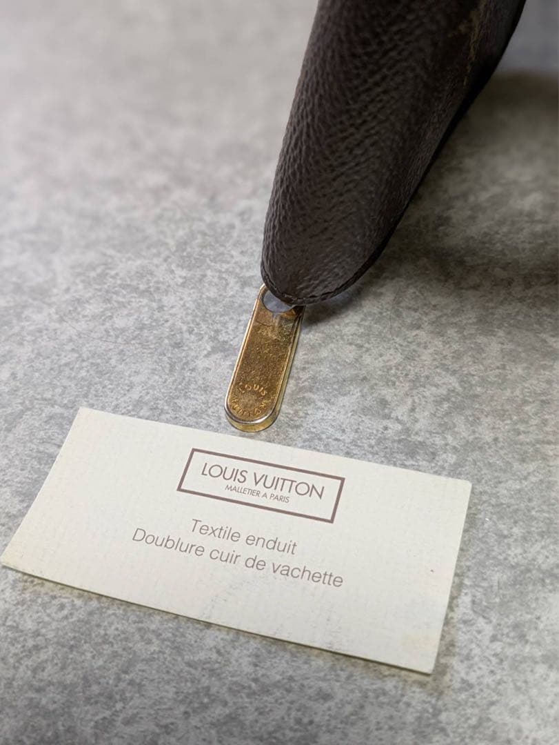 Louis Vuitton ルイヴィトン　ジャイアント　ジッピーパース