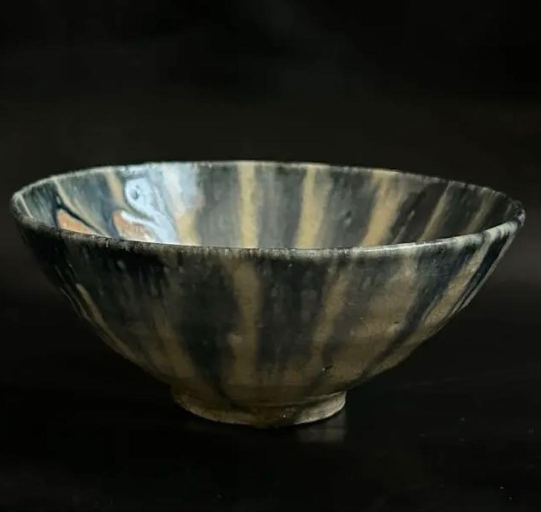 究極の美◾️蔵から、またまた凄そうな古い抹茶茶碗が出て