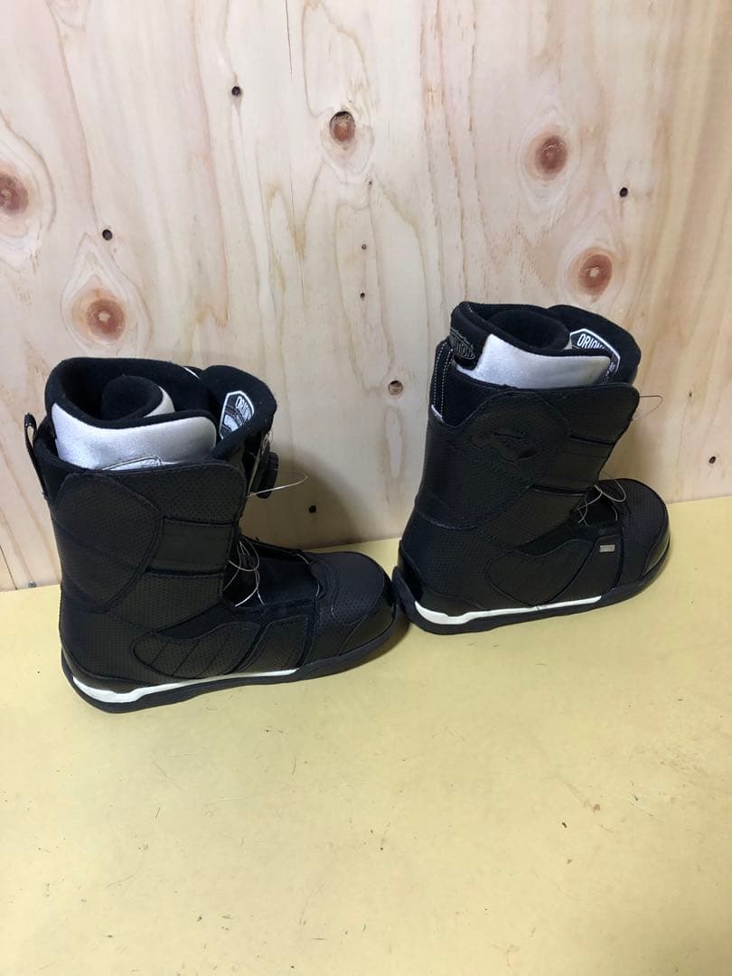 最終値引き　RIDEスノーボードブーツ ORION