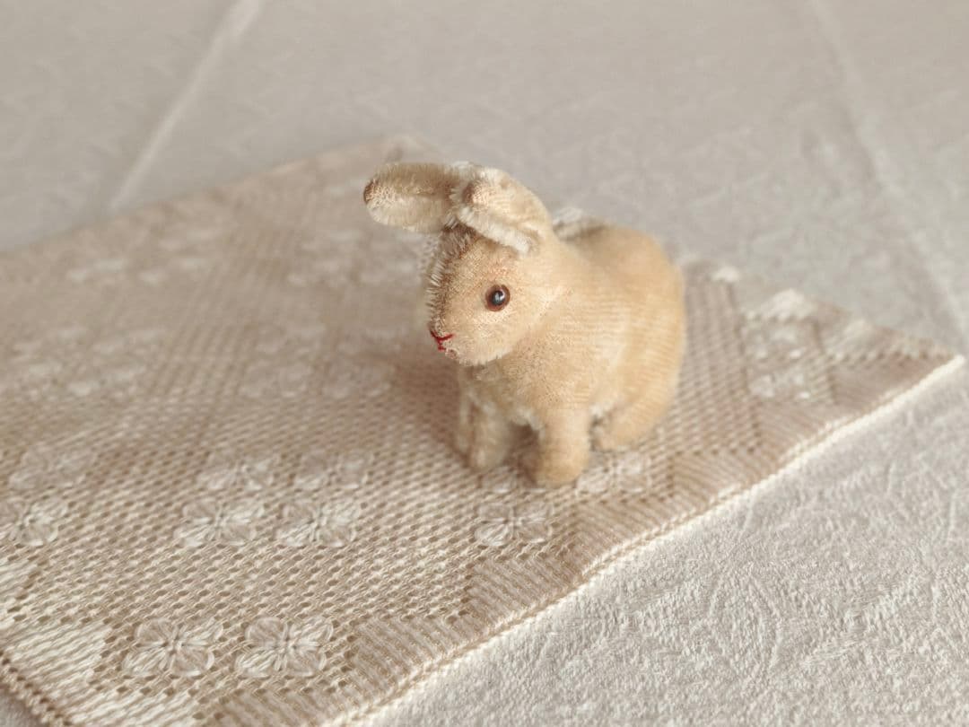 * antique rabbit ୨୧ フォルムの可愛い ウサギさん