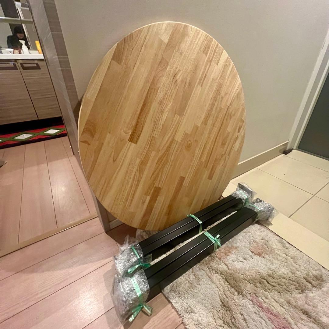 kanademonoラウンドテーブル カナデモノ 円形テーブル　カフェテーブル