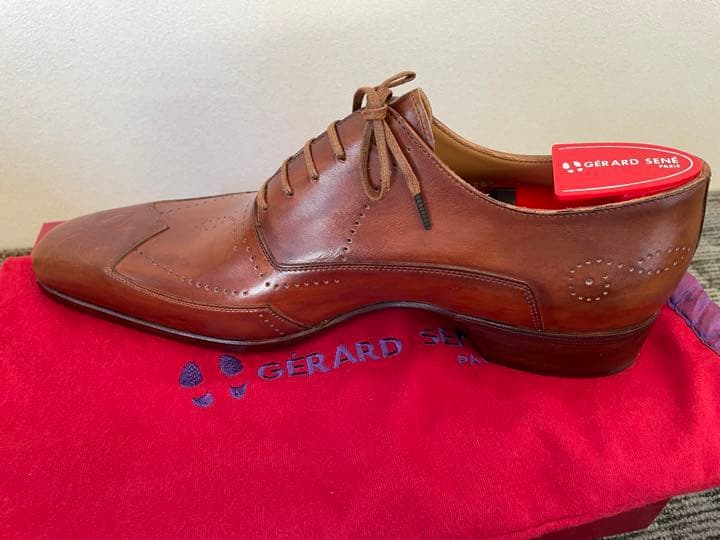 値下げ　新品.未使用　ジェラールセネ ウイングチップ革靴