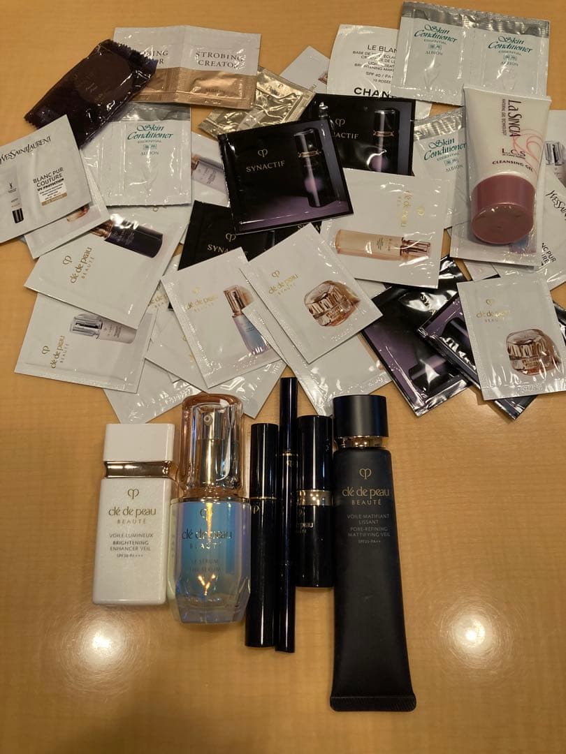 クリープハイプ キーホルダー クリアファイル 缶バッジ