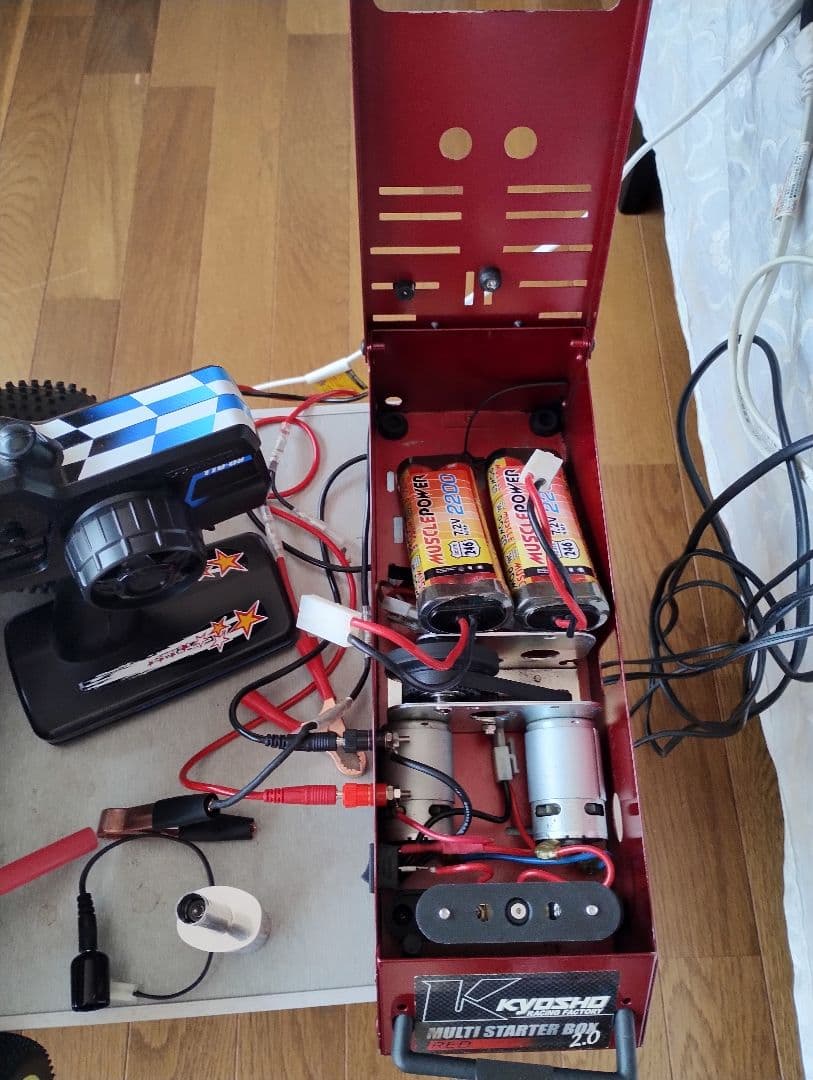 Inferno GT2 ＆ Inferno 各1機のシャーシとプロポのセット