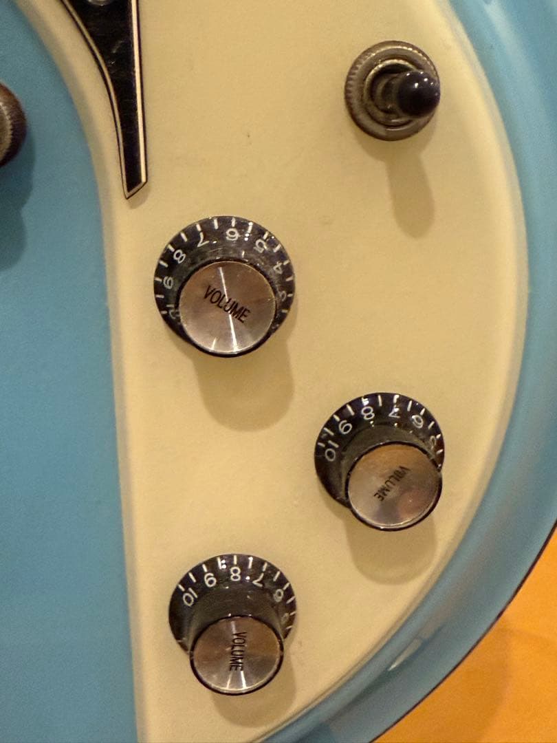 イタリアギターズ　モンディアルクラッシック　水色