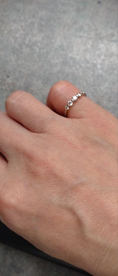 PT900ダイヤモンドピンキーリング