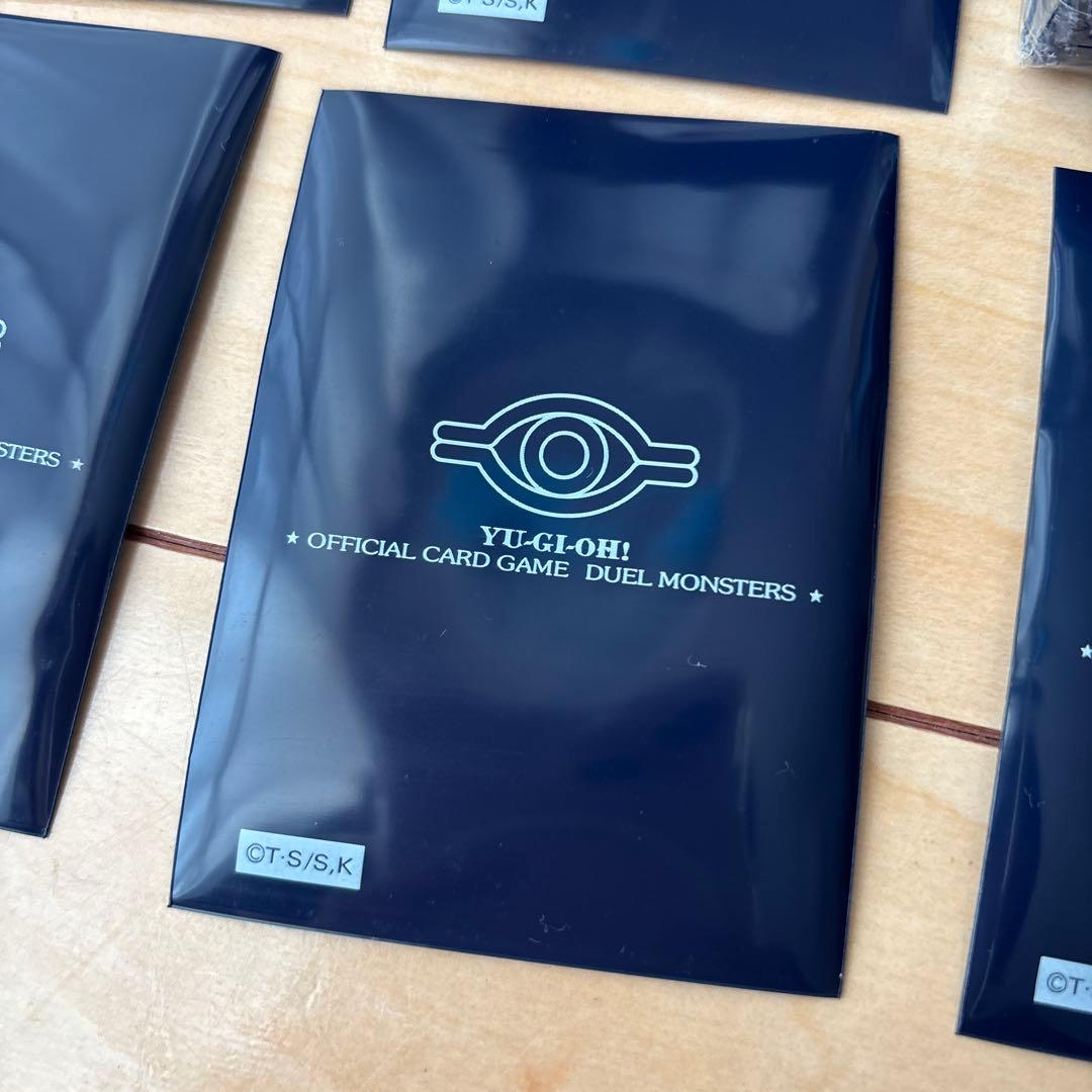 遊戯王 カードスリーブ 98枚　ウジャト眼　ネイビー紺色