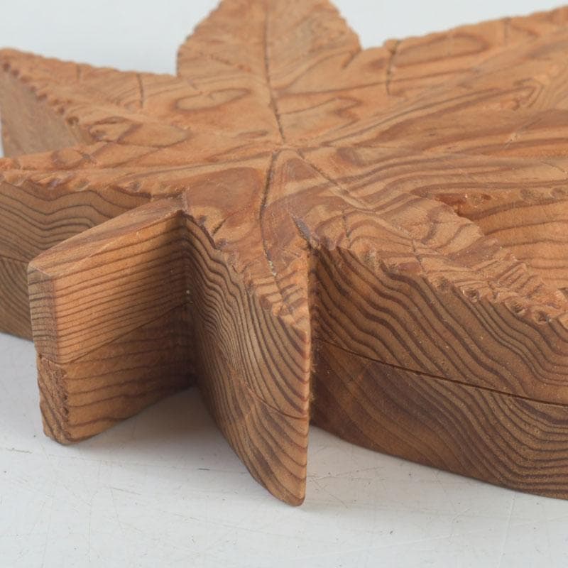 茶道具 石津外記作 屋久杉 内金溜 楓香合 共箱 V 9276