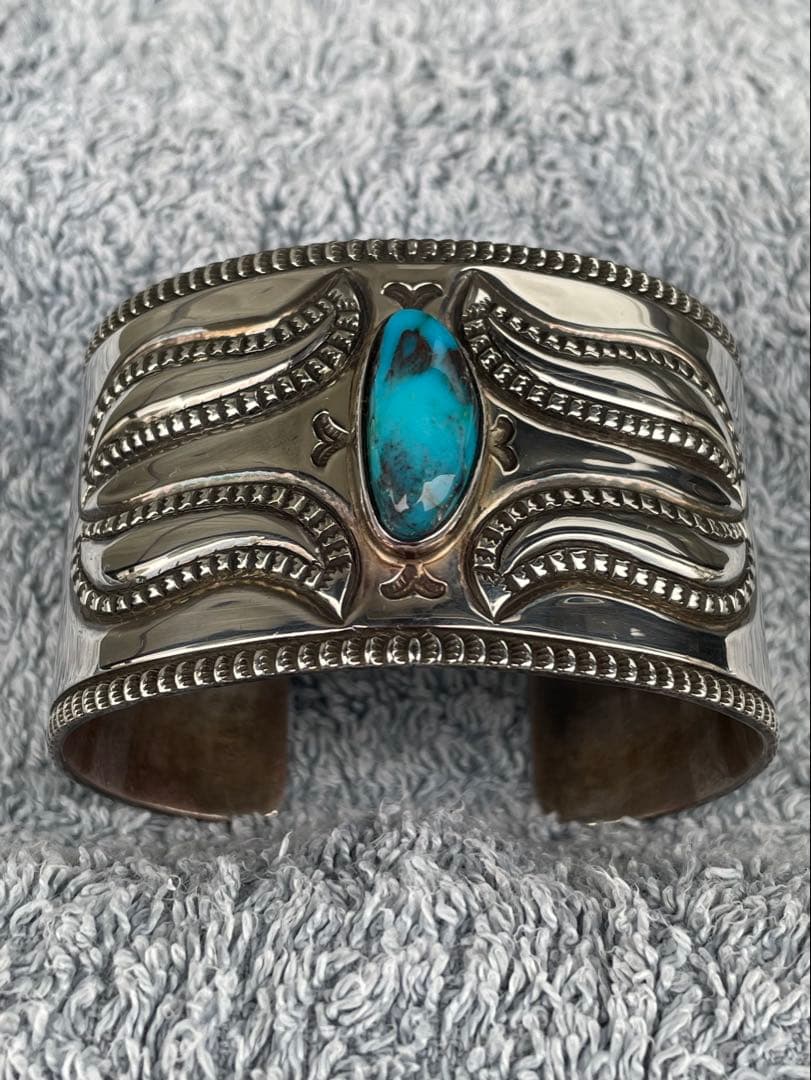 Jennifer Curtis ジェニファーカーティス ビズビー ブレスレット