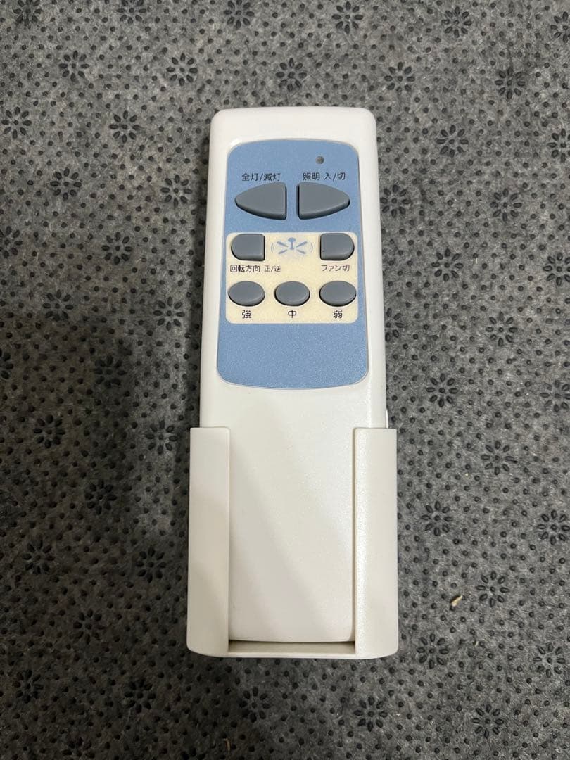 美品】SIS シーリングファンライト ウッド調 2024年製 現行品