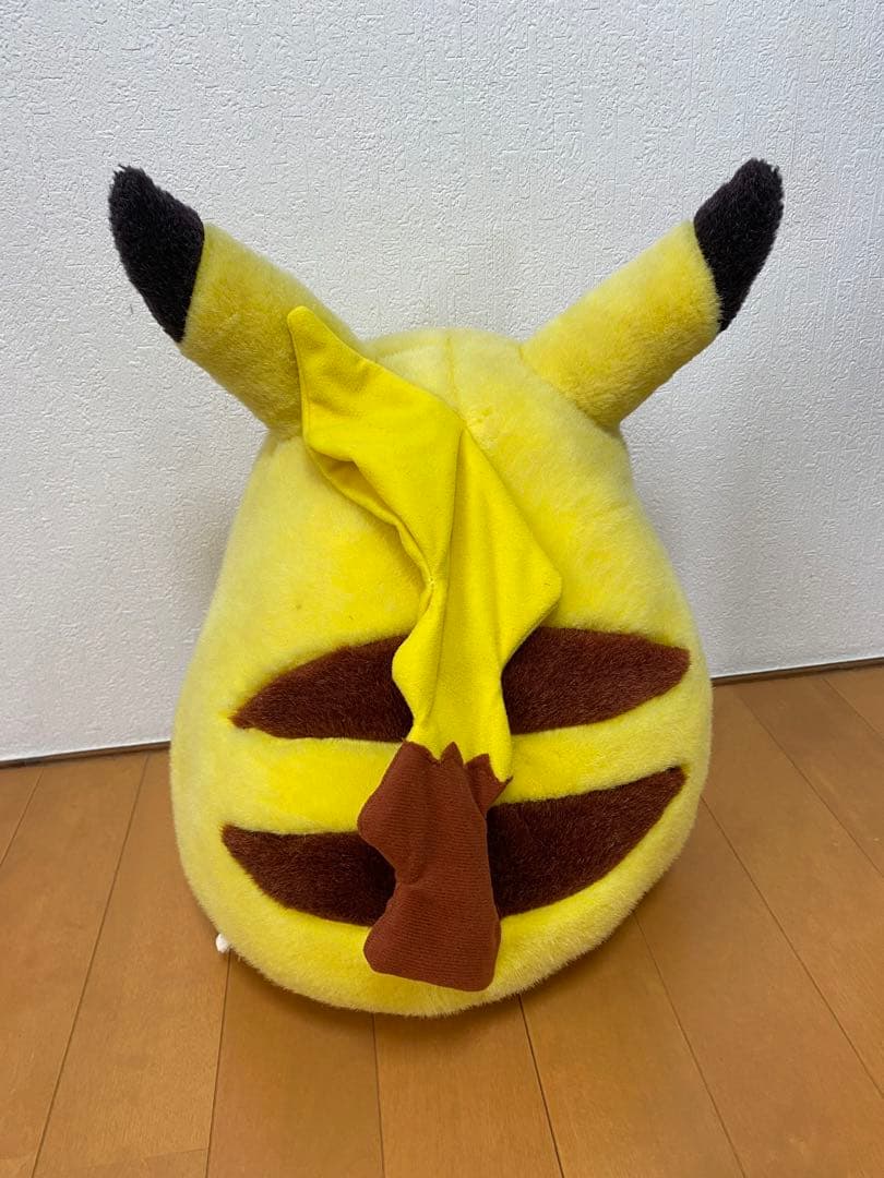 初期ピカチュウ ぬいぐるみ 赤色TOMY