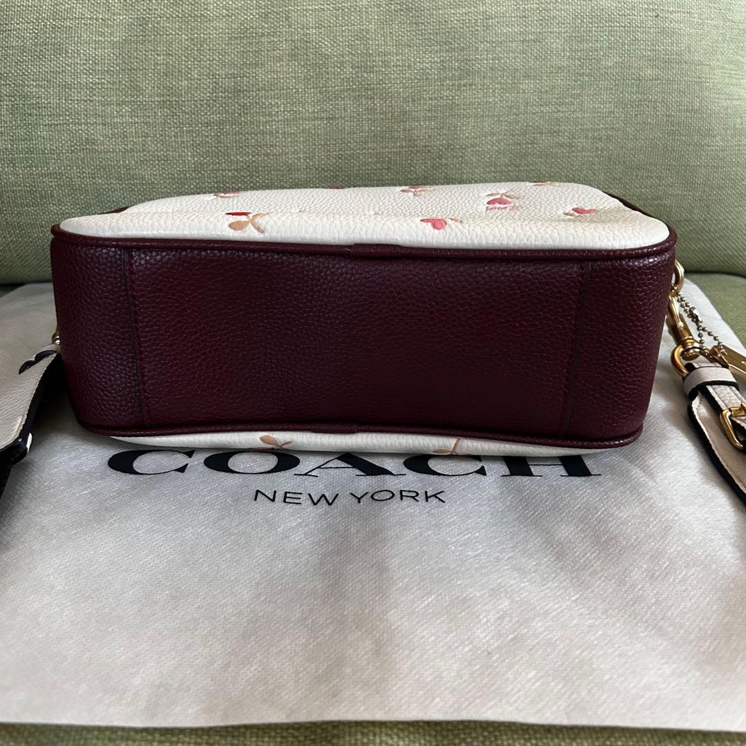 未使用　COACH コーチ　ショルダーバッグ　スマホショルダー　ミニバッグ　本革