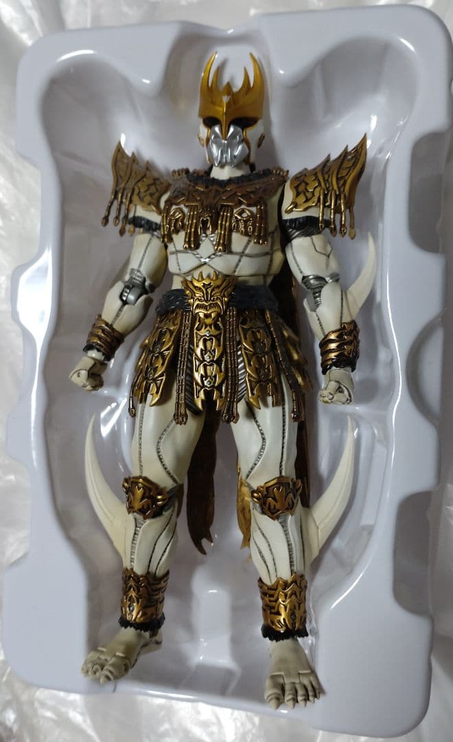 S.H.Figuarts(真骨彫製法) ン・ダグバ・ゼバ