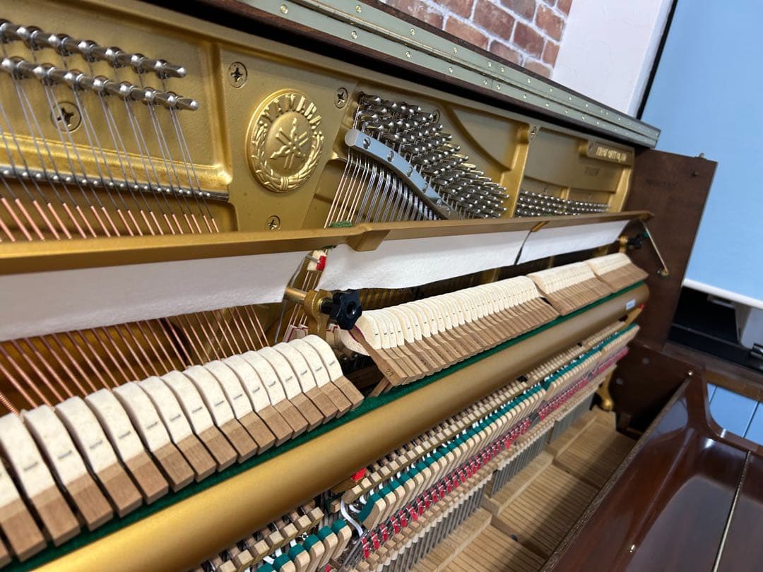 ヤマハ アップライトピアノ W102BW 1984年整 リニューアル 極上品です