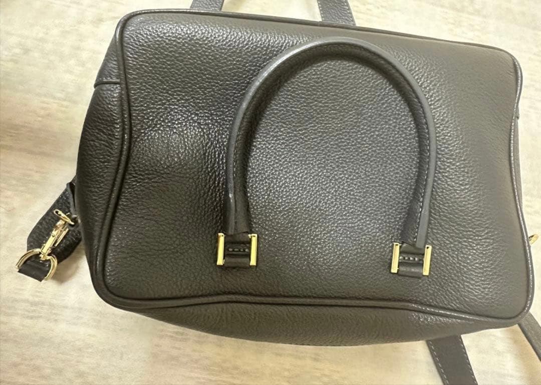 2024 イエナ　マニュエルミラノ　レザーバッグ　ショルダー　　グレー