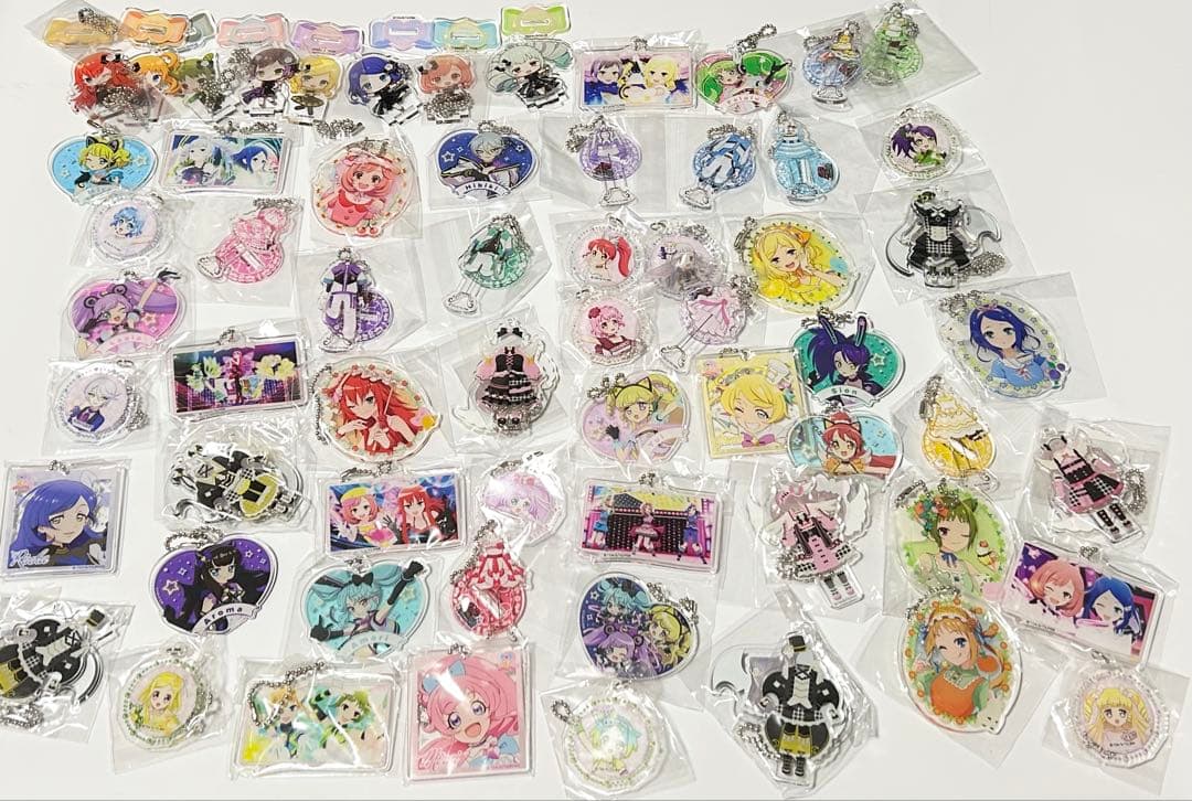 プリパラ プリチケ アニメグッズ 大量 まとめ売り③ Amazon.co.jp