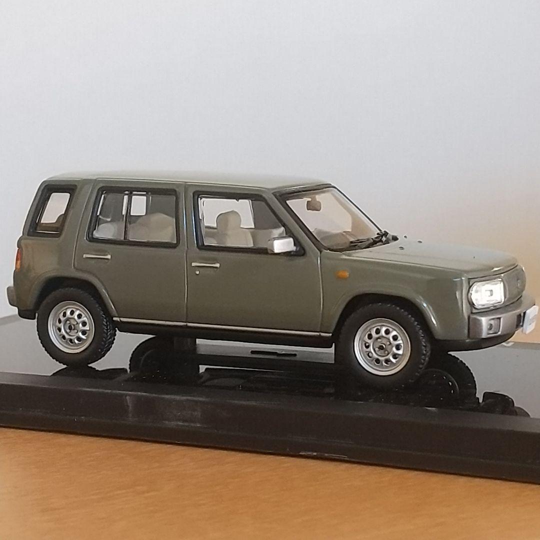 ノレブ 日産 ラシーン スケールモデル ミニカー グリーン