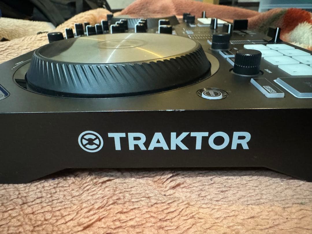 TRAKTOR KONTROL S2 MK3 ソフトウェア付属